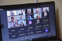 Учасники наради на нараді з питань міжнародного права