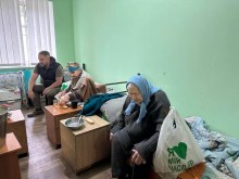 Представник Часовоярської МВА спілкується з мешканцями Будинку ветеранів
