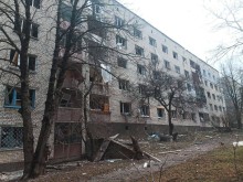 Зруйнований будинок після ворожого обстрілу