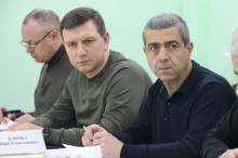 Юрій Ключка та Павло Челпих на засіданні Ради оборони Донецької області