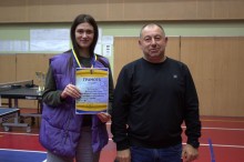 Начальник Сартанської військової адміністрації  вітає ветеранку