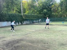 Учасники турніру на тенісному корті