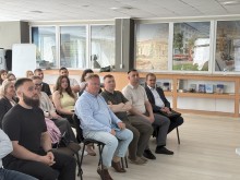 Головні архітектори Донецької та Івано-Франківської областей і керівництво Інституту архітектури та будівництва слухають колег