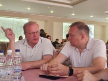 Олександр Шевченко під час бесіди з Олегом Паска