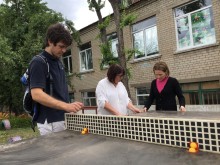 Світлана облаштовує спортивний майданчик у м. Дружківка (с. Сурове).