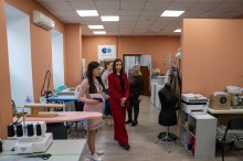 Майстерня з ремонту та пошиву одягу у хабі