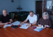Вадим Філашкін, Олександр Шевченко та Олена Токарева беруть участь у нараді