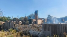 Зруйнований одноповерховий будинок