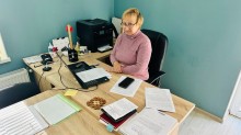 начальник відділу соціального захисту Іллінівської сільської ради  Юліана ІВАНЧУК розповіла про надання одноразової матеріальної допомоги Захисникам та Захисницям України, ветеранам війни до Дня Захисників і Захисниць України