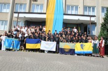Спільне фото учасників зустрічі