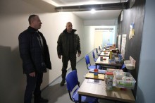 Вадим Філашкін та Ігор Бойко відвідують пункт незламності