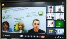 Учасники обговорення, які приєднались онлайн
