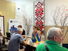 Переселенці з Донеччини отримують  юридичні консультації у центрі підтримки переселенців «ЯМаріуполь» у м. Дніпро