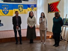 Організатори виставки звернулись до присутніх