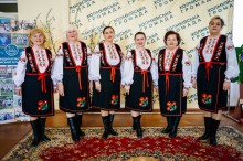 Виступ творчого колективу на виставці в Холмківській громаді