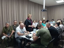 Учасники заходу отримують консультації щодо соціальних гарантій, пільг та можливостей підтримки