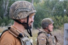 Двоє військовослужбовців 18 Слов'янської бригади