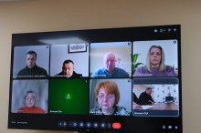 Члени наради онлайн