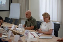 Вадим Філашкін та Оксан Головко на зустрічі з представниками Червоного Хреста