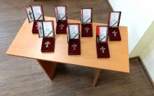 рдени «Хрест Героя» — почесні нагороди, засновані 24-ю окремою механізованою бригадою імені короля Данила, що були вручені родинам загиблих захисників.