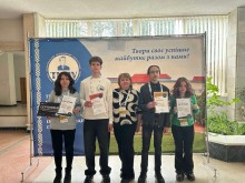 Команда учнів з Донеччини під час ІІІ етапу Всеукраїнської учнівської олімпіади з інформаційних технологій