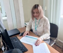 Заступник начальника відділу обслуговування громадян № 3 Леся Глуховата розповідала про пенсійне забезпечення та надання пільг на ЖКП ветеранам війни та членам сімей загиблих (померлих) Захисників і Захисниць України