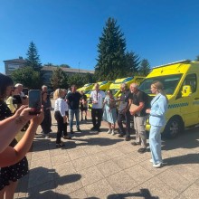 Норвезькі партнери передають Лиманській громаді автомобіль швидкої допомоги