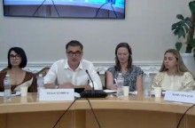Учасники презентації результатів аналізу опитування з питань захисту