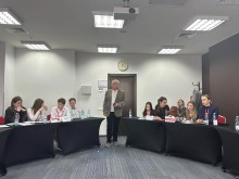 Ігор Гаєвий - модератор ІІ Всеукраїнського турніру юних знавців міжнародного гуманітарного права