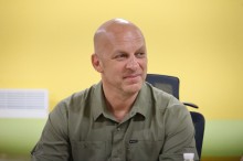 Вадим Філашкін під час зустрічі з військовими, молоддю та громадськістю Донеччини.