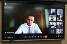 Учасники Ради оборони Донецької області беруть участь у засіданні онлайн.
