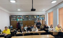 Під час проходження теоретичної частини курсу слухачі займаються у навчальному класі