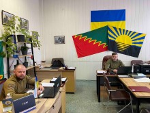 Начальник Авдіївської міської військової адміністрації Віталій БАРАБАШ та його заступник начальника Авдіївської міської військової адміністрації Сергій ЛЕГЕНЬКИЙ під час зустрічі з з ветеранами війни та членами родин загиблих (померлих) Захисників і Захисниць України Авдіївської міської територіальної громади