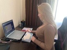 ⁠Учасниця заходу