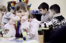 Діти Донеччини отримують подарунки від дітей Словаччини