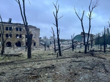 Зруйнована будівля після ворожого влучання