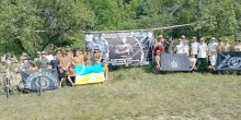 Спільне фото учасників наметового табору «Теренова гра імені отаманів Холодного Яру».