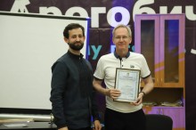 Вручення нагород та подяк освітянам під час святкування ювілею Донецького національного технічного університету у Дрогобичі