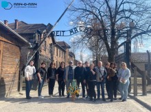 Візит делегацій Мирненської, Мар’їнської, Чорнобаївської, Петропавлівської та Великолучківської громад до гміни Грибів Новосондецького повіту Малопольського воєводства. Спільне фото.