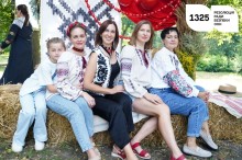 Команда організаторок молодіжного фестивалю у Козелецькій громаді