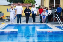 Перерізання стрічки та відкриття басейну