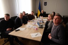 Вадим Філашкін та керівники підрозділів Донецької ОДА беруть участь у нараді