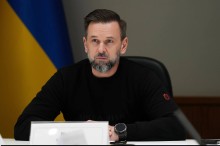 Віктор Микита під час засідання з керівництвом Офісу Президента України