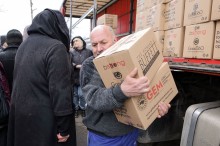 Видача гуманітарної допомоги