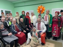 Виступ творчого колективу Великобудищанського будинку культури для мешканців