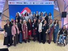 Спільне фото учасниць програми