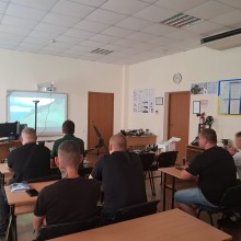 Ветерани навчаються в аудиторії