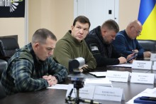 Учасники засідання Ради оборони Донецької області