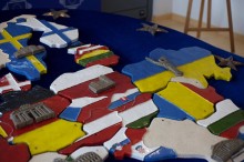 Прапори учасників зустрічі.