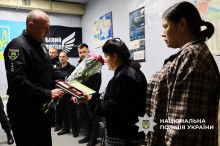Вручення родинам загиблих поліцейських державних нагород